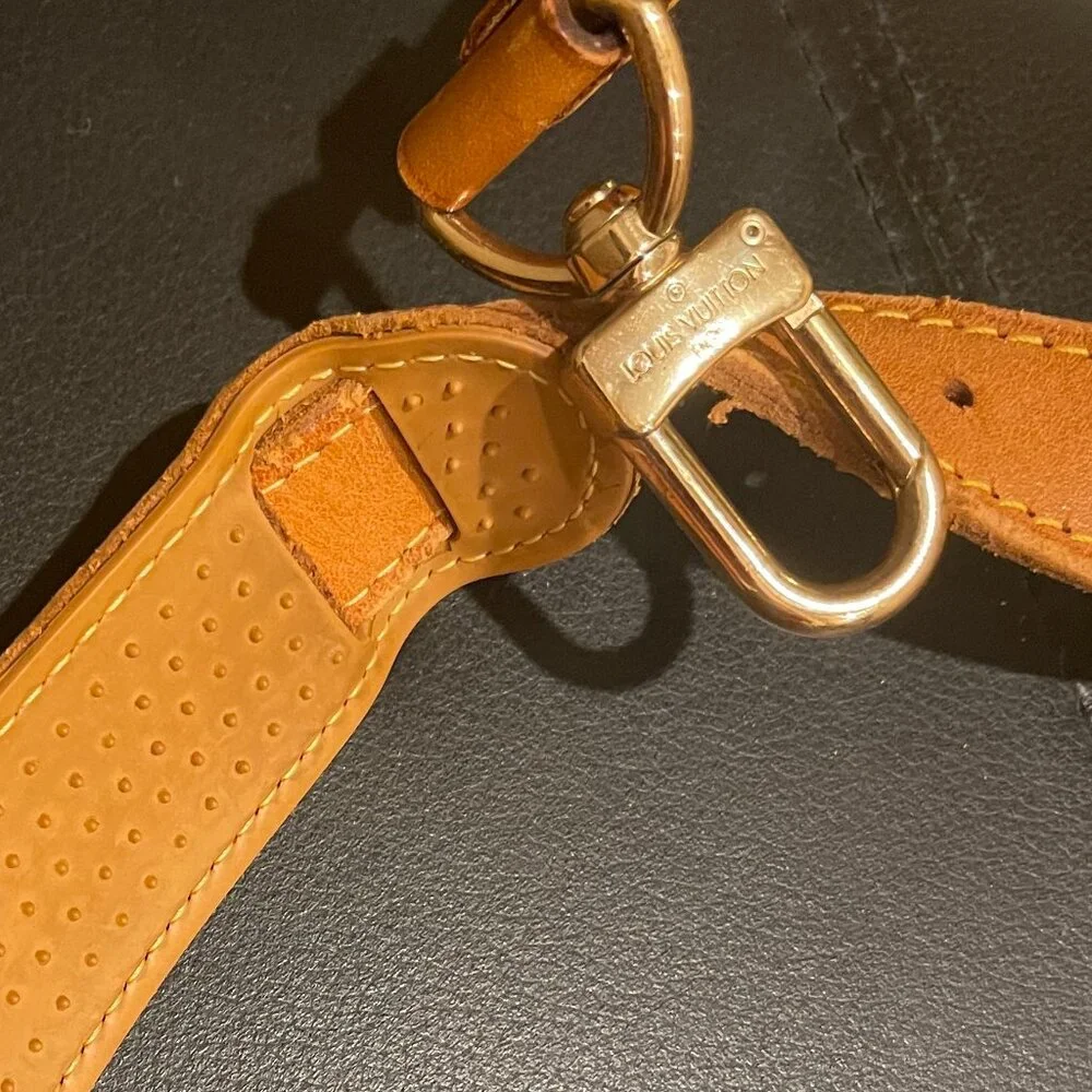 Louis Vuitton Keepall 50 Bandouliere Monogram Travel Bag